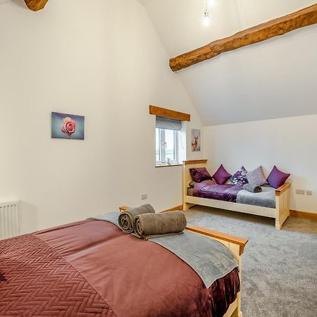 Abbots Bromley Babbling Brook Barnヴィラ エクステリア 写真